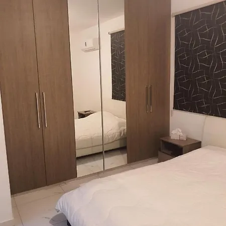 Lovely 2-Bed Apartment In Larnaca