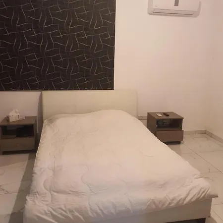 Apartment Lovely 2-Bed Apartment In Larnaca *