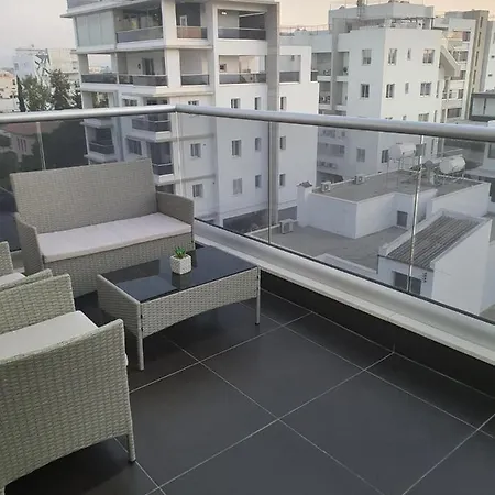 Lovely 2-Bed Apartment In Larnaca *